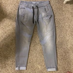 Levi’s Jogger Pant